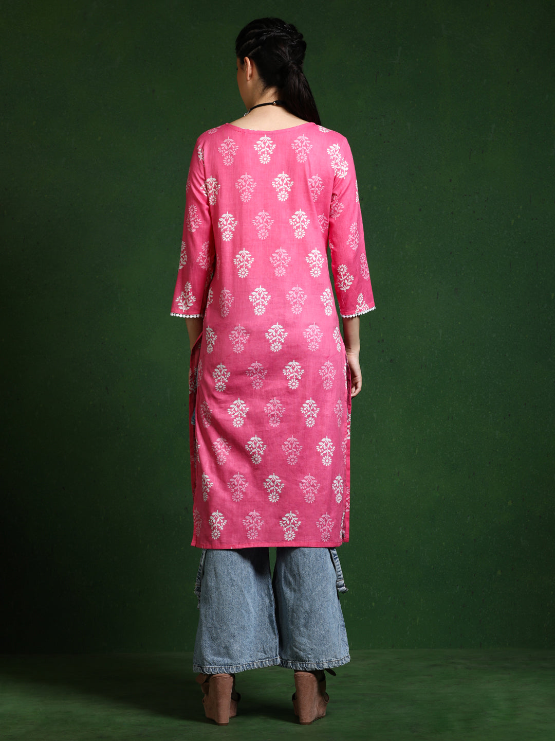 Floral Embroidered Straight Pure Cotton Kurta