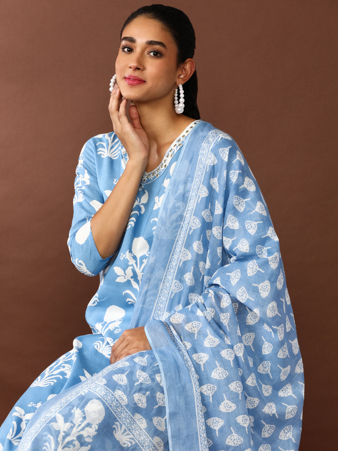 Floral Embroidered Straight Kurta & Trousers Sets