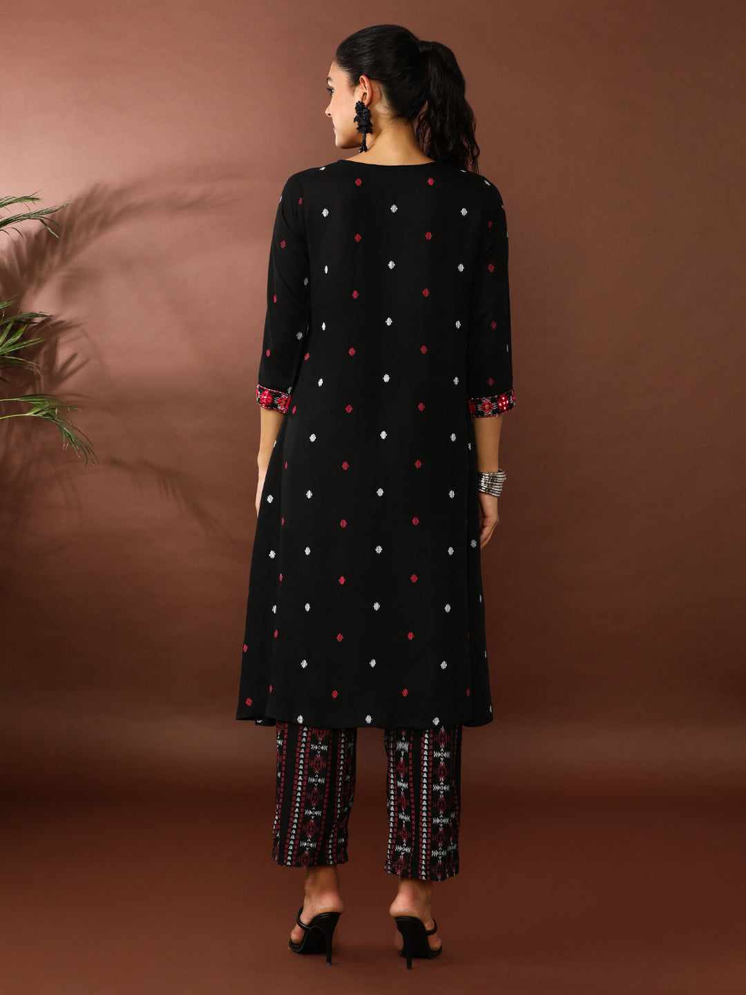 Ethnic Motifs Embroidered Straight Kurta & Trousers Sets