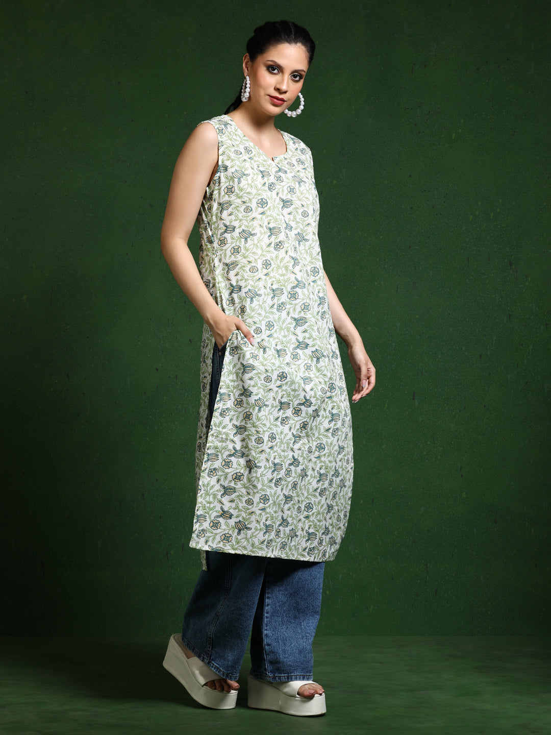 Floral Printed Straight Pure Cotton Kurta