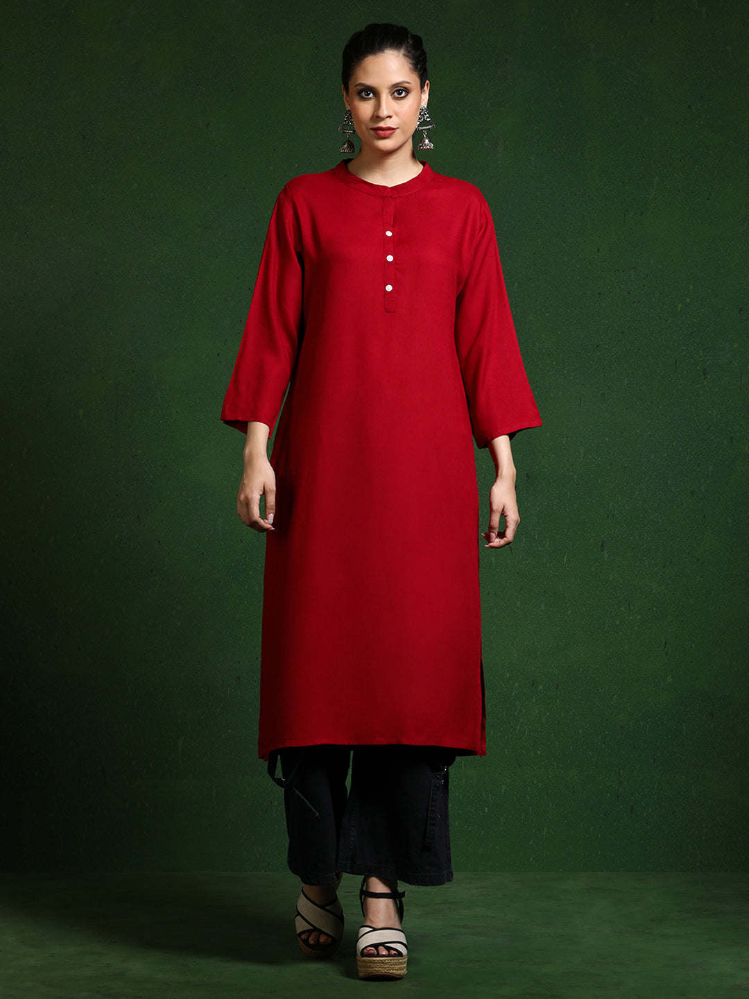 Solid Mandarin Collar Straight Kurta