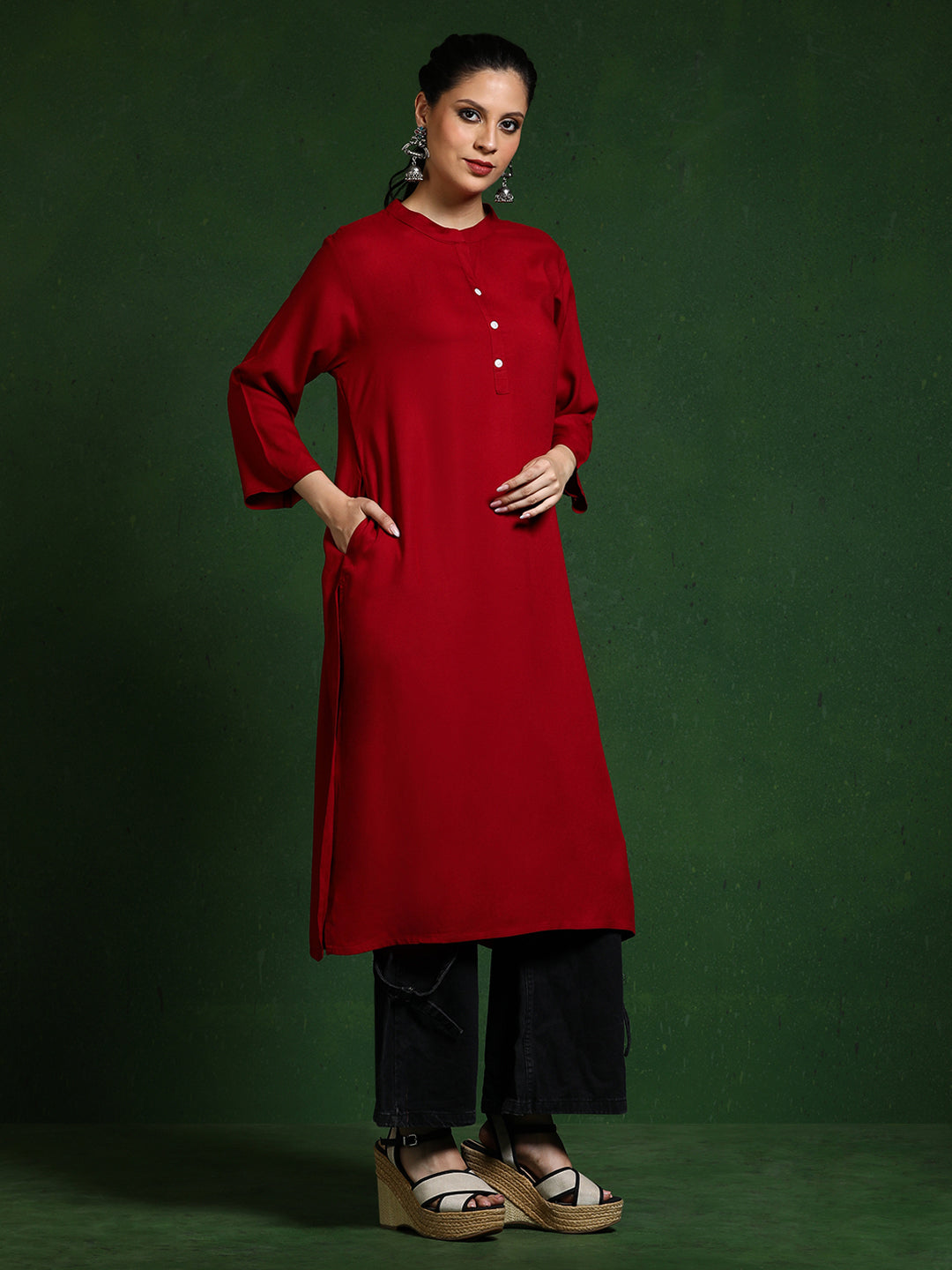 Solid Mandarin Collar Straight Kurta