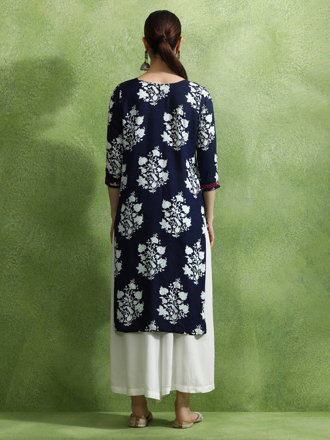 Floral Printed Straight Kurta