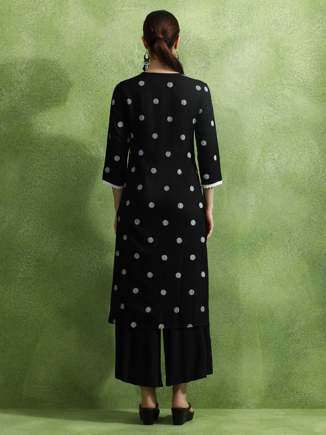 Polka Dots Printed Straight Kurta