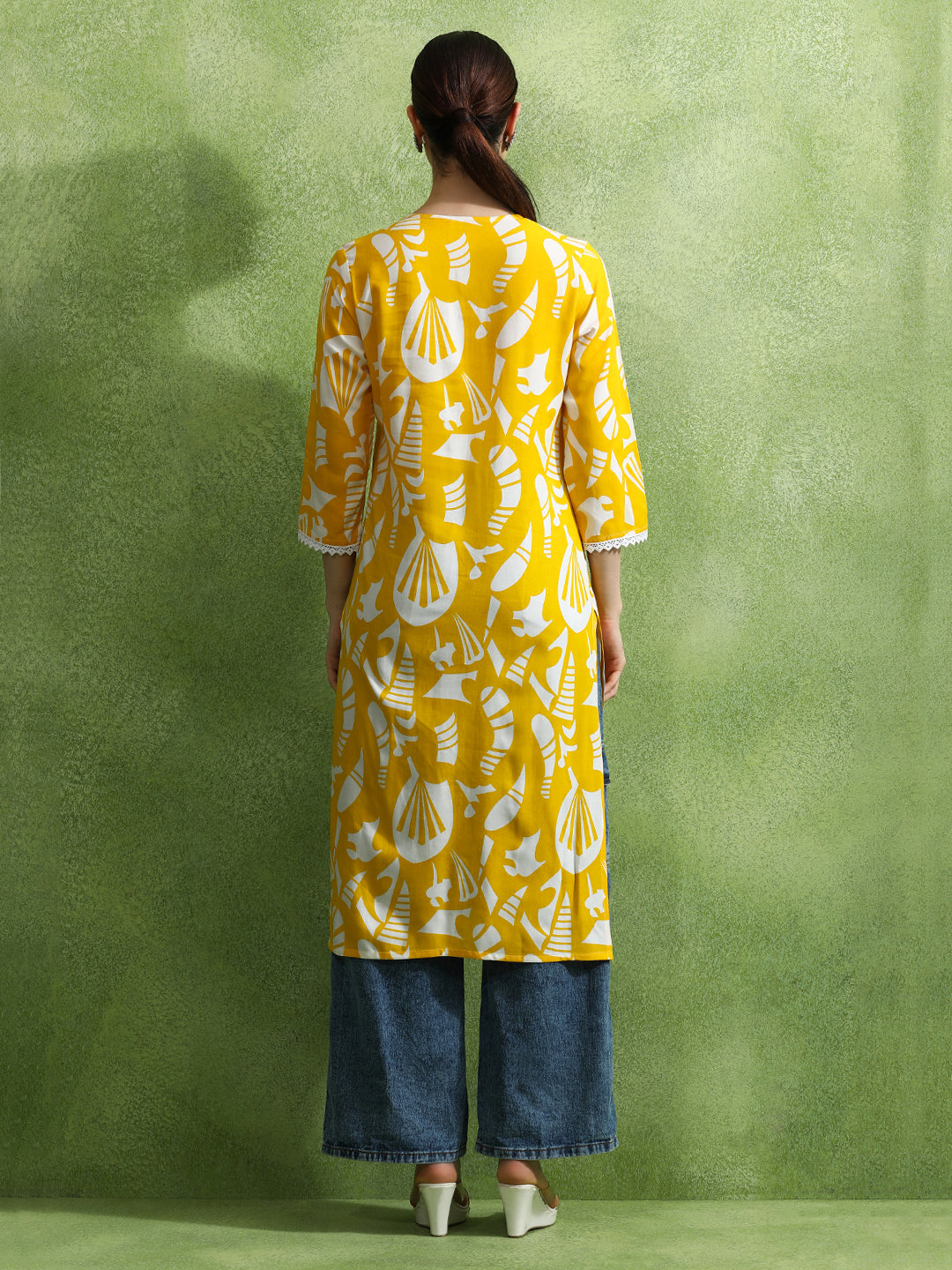 Floral Printed Straight Kurta