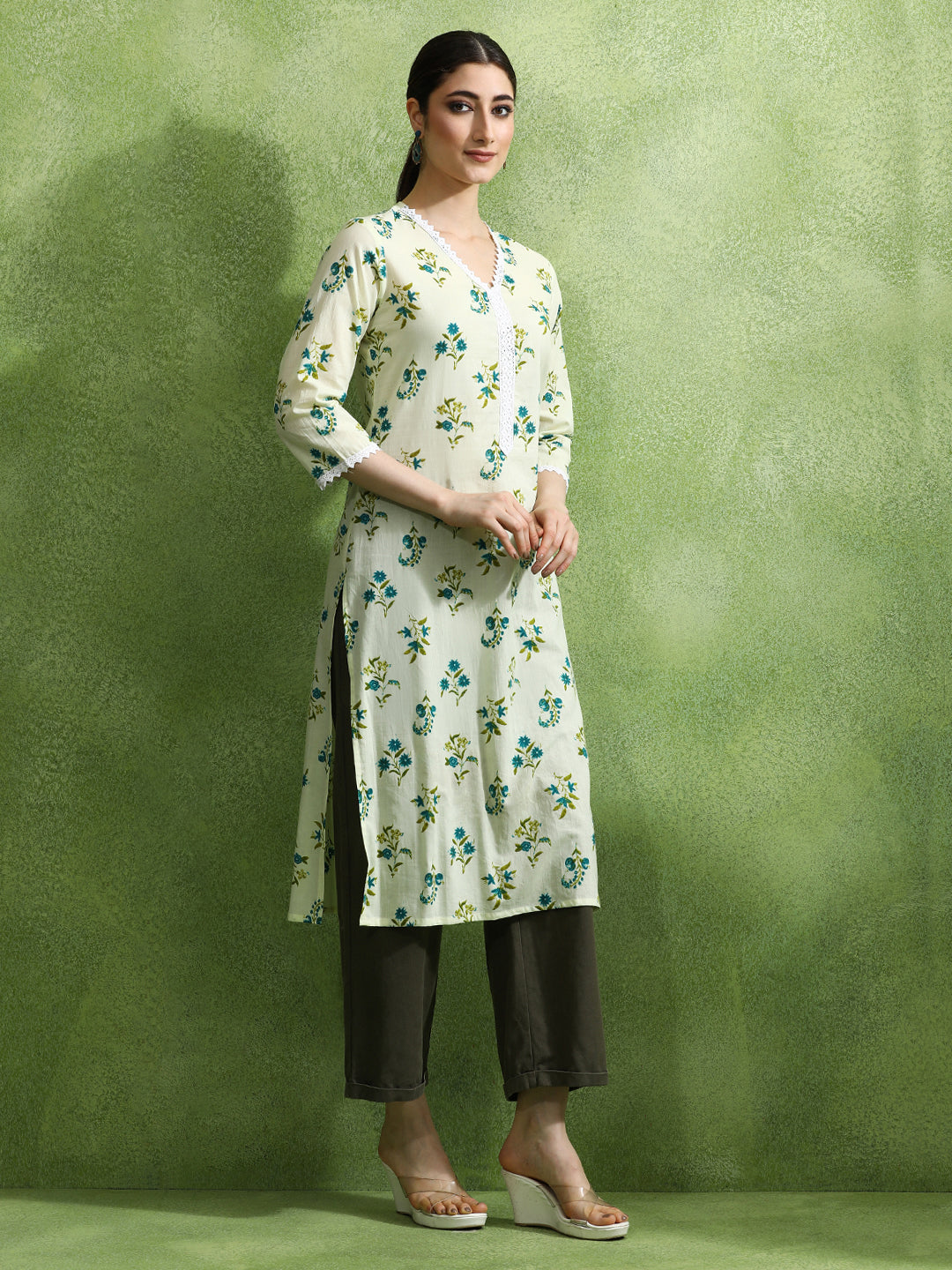 Floral Printed Straight Kurta