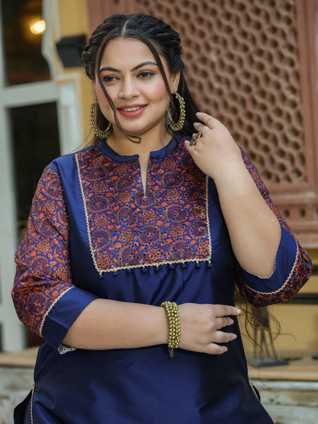 Navy Blue Ethnic Motifs Print Chanderi Straight Kurta With Pants
