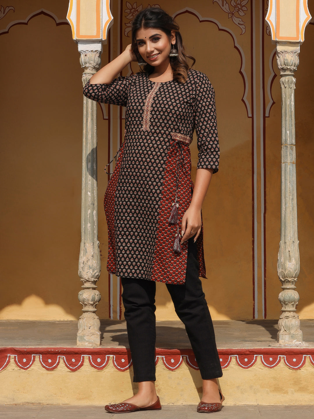 Black Cotton Printed Tie-Ups With Tassels Kurta