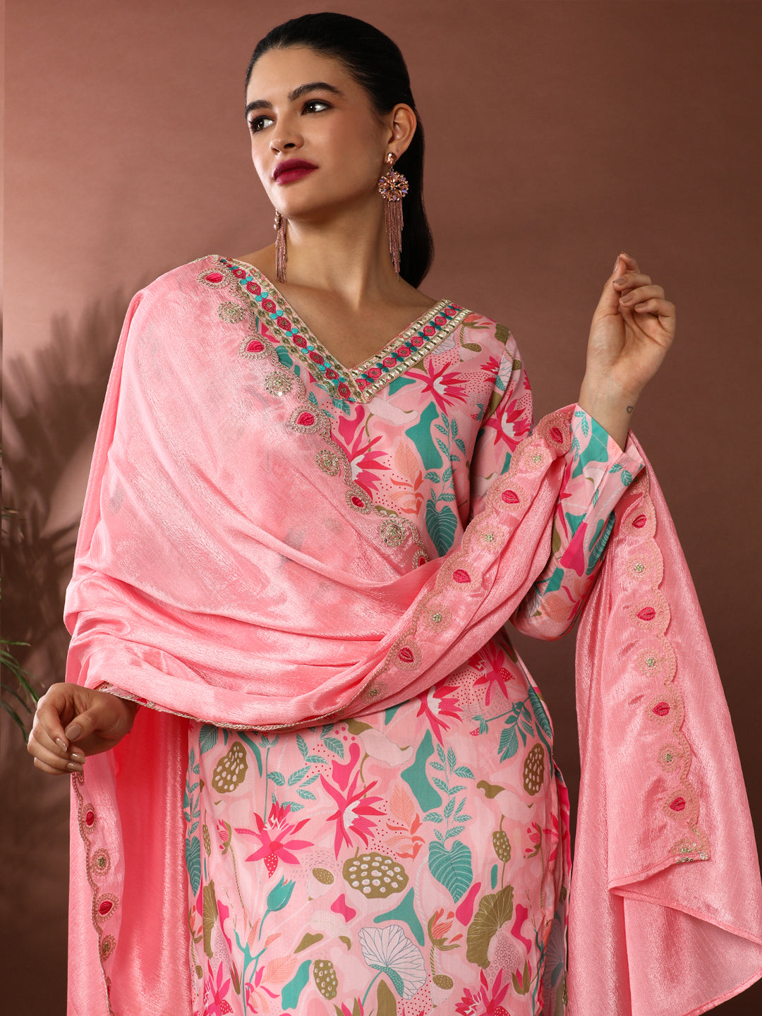 Floral Embroidered Straight Pure Cotton Kurta & Trousers Sets