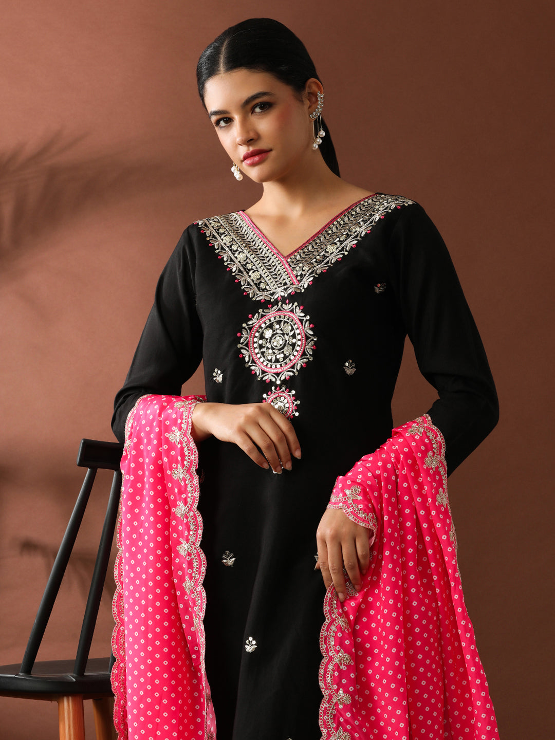 Floral Embroidered Straight Polyester Kurta & Trousers Sets