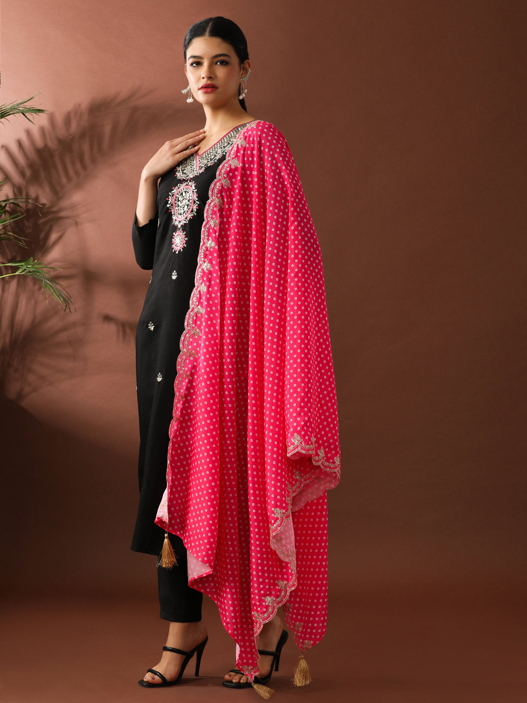 Floral Embroidered Straight Polyester Kurta & Trousers Sets