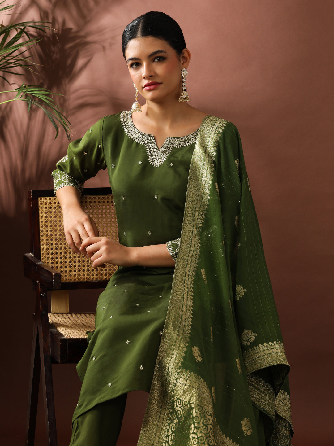 Floral Embroidered Straight Polyester Kurta & Trousers Sets