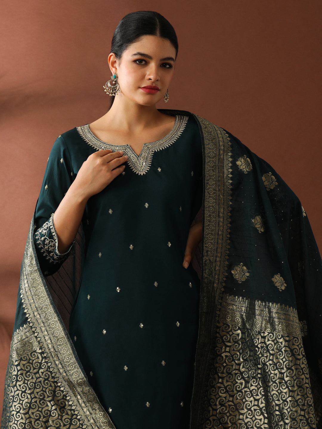 Floral Embroidered Straight Polyester Kurta & Trousers Sets