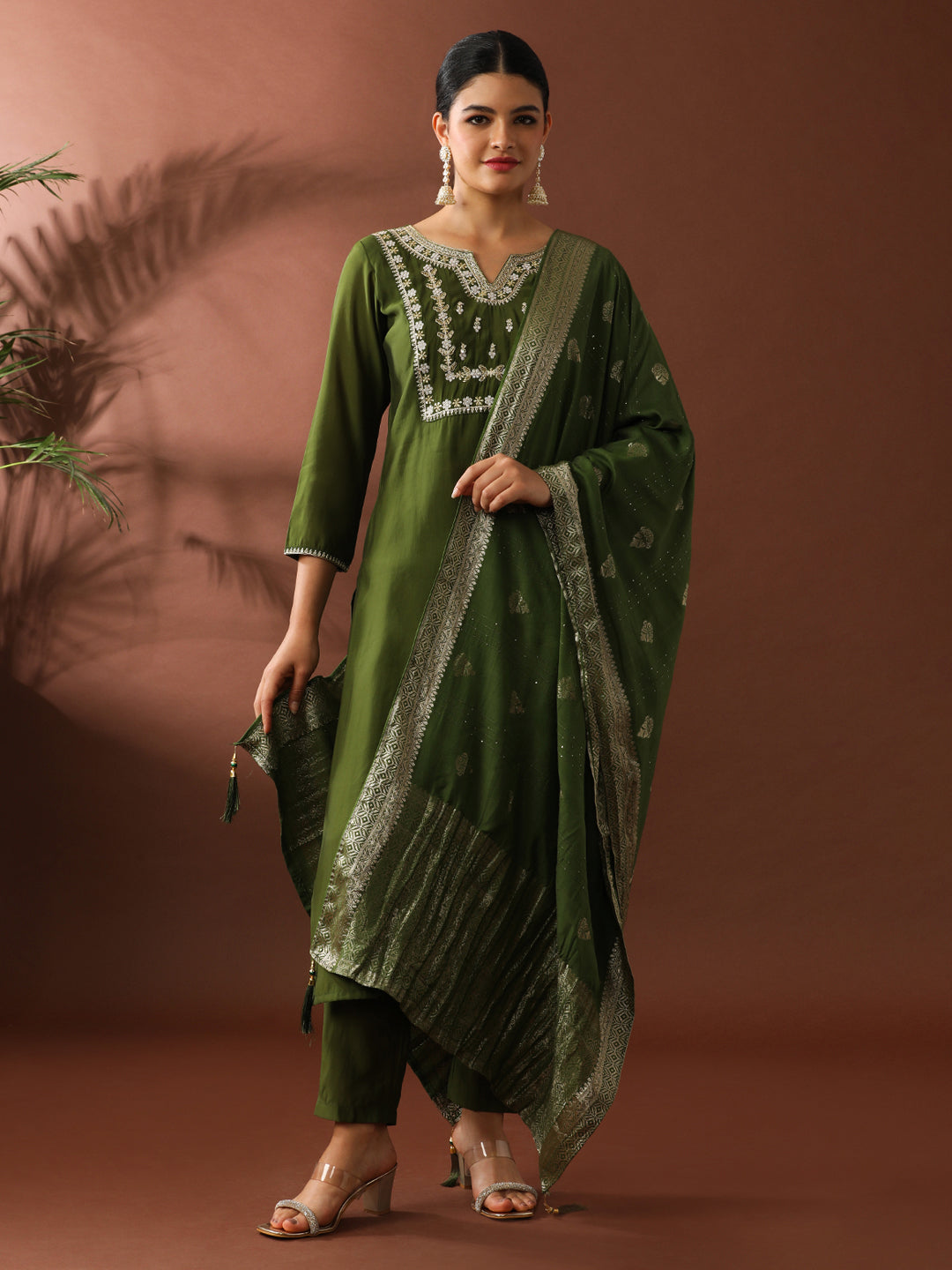 Floral Embroidered Straight Polyester Kurta & Trousers Sets