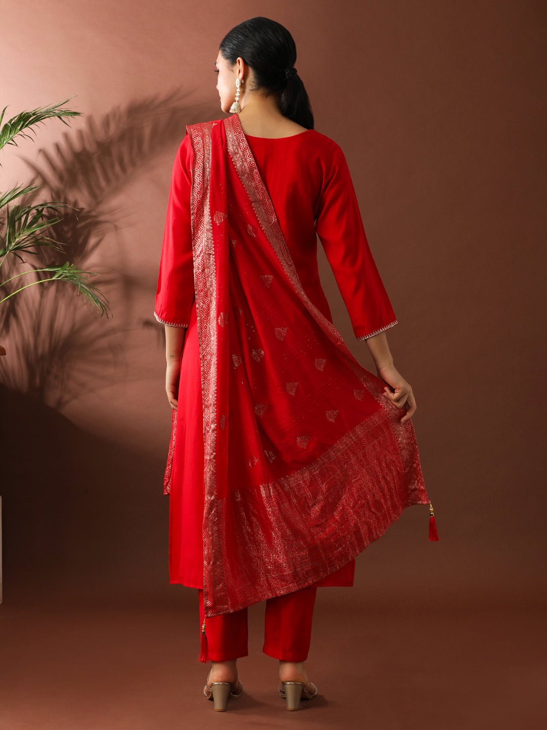 Floral Embroidered Straight Polyester Kurta & Trousers Sets