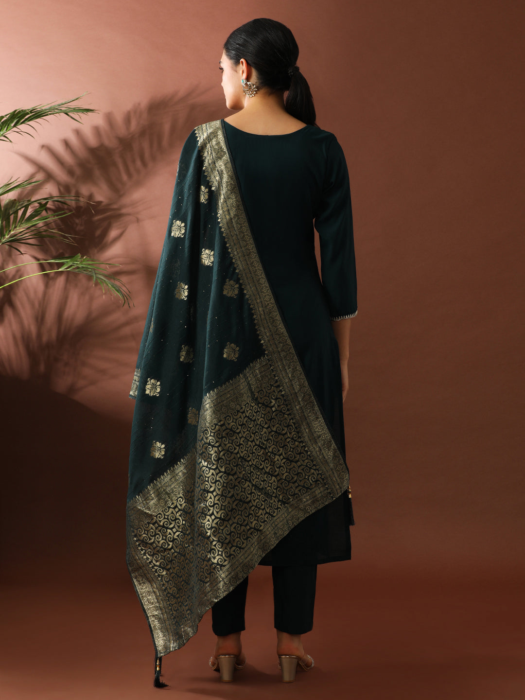 Floral Embroidered Straight Polyester Kurta & Trousers Sets