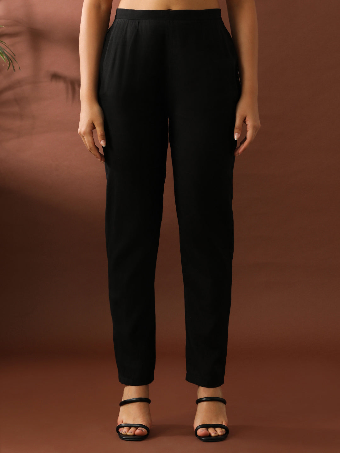 Floral Embroidered Straight Pure Cotton Kurta & Trousers Sets