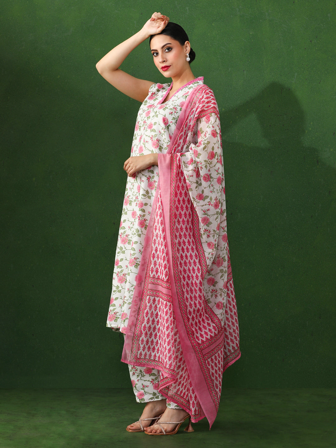 Floral Embroidered Straight Cotton Blend Kurta & Trousers Sets