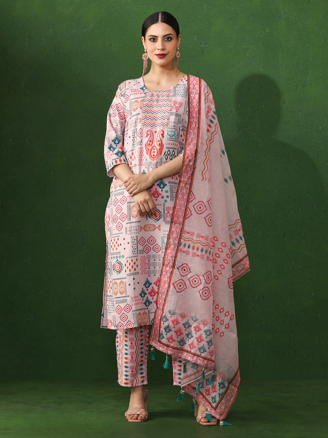 Floral Printed Straight Pure Cotton Kurta & Trousers Sets