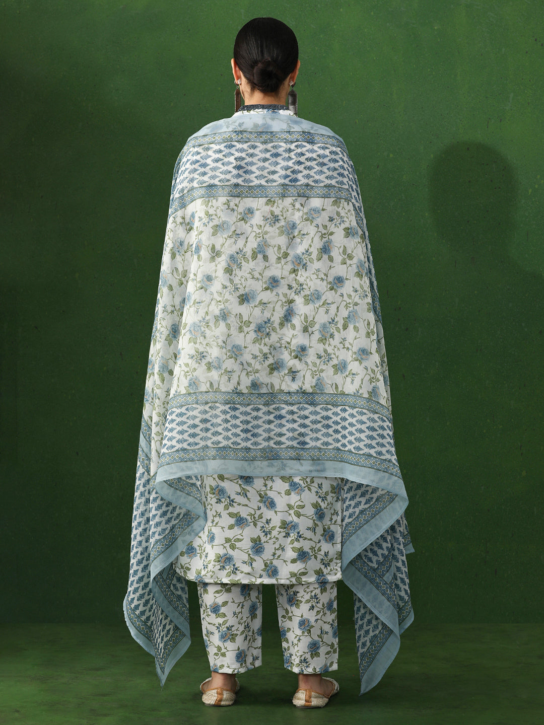 Floral Embroidered Straight Cotton Blend Kurta & Trousers Sets