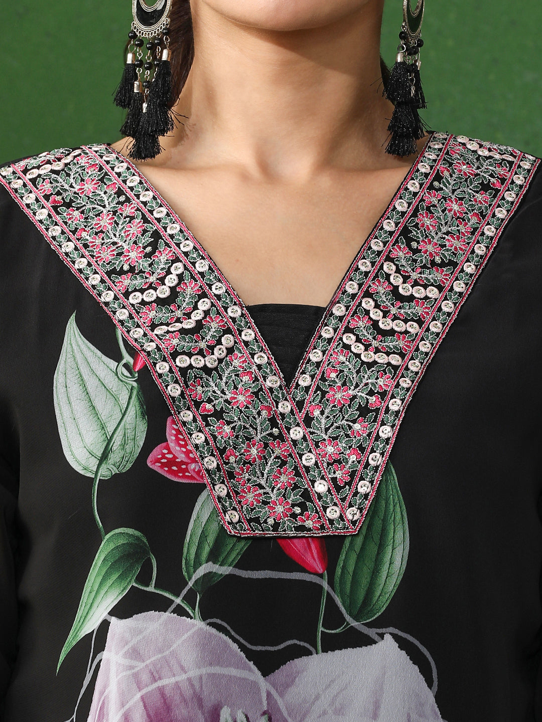 Floral Embroidered Straight Georgette Kurta & Trousers Sets