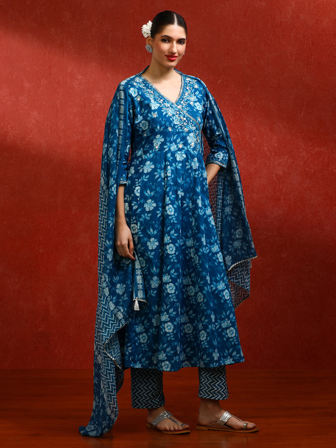 Floral Embroidered A-Line Pure Cotton Kurta & Trousers Sets