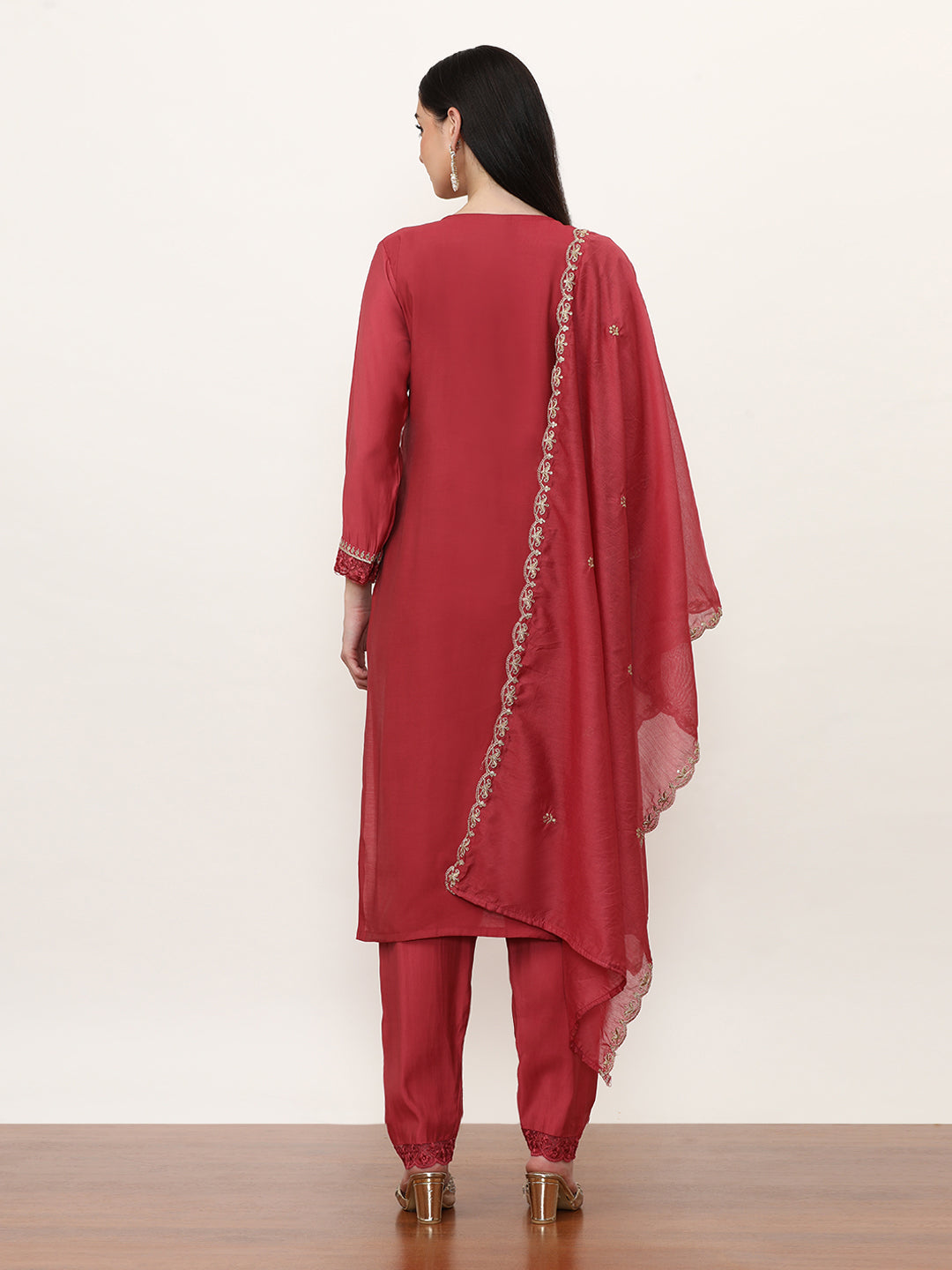 Embroidered Chanderi Silk Ethnic Motifs Kurta Sets With Dupatta
