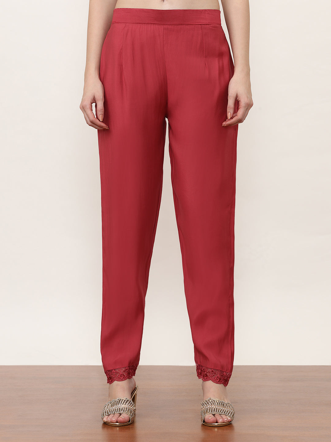 Embroidered Chanderi Silk Ethnic Motifs Kurta Sets With Dupatta