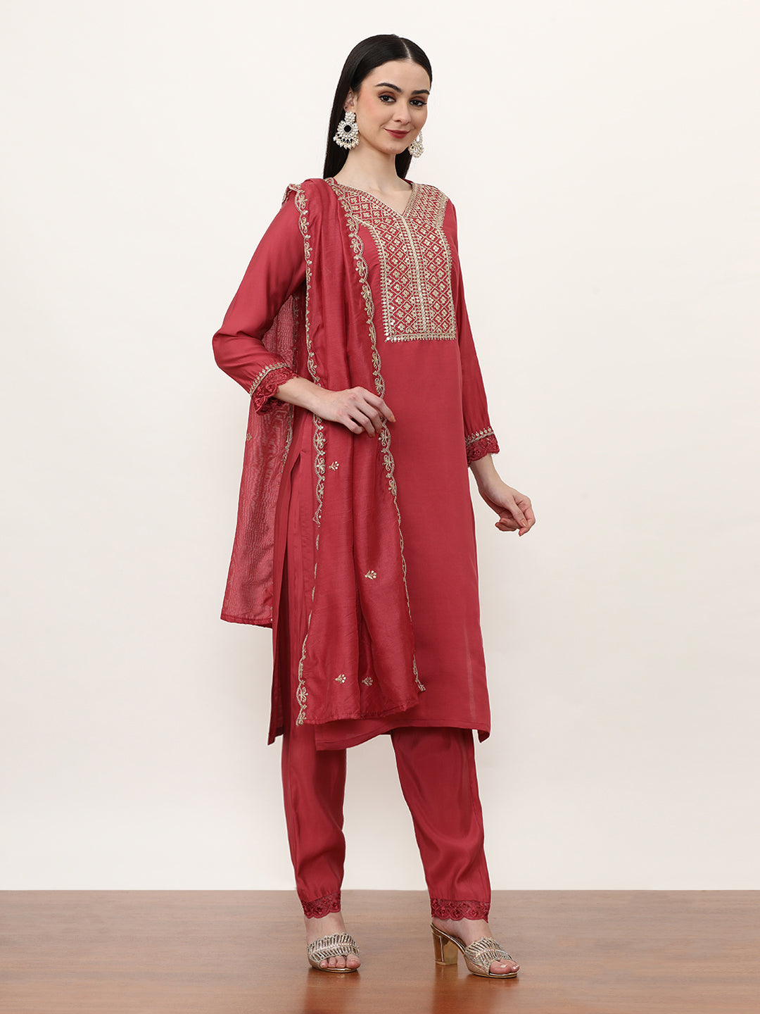 Embroidered Chanderi Silk Ethnic Motifs Kurta Sets With Dupatta
