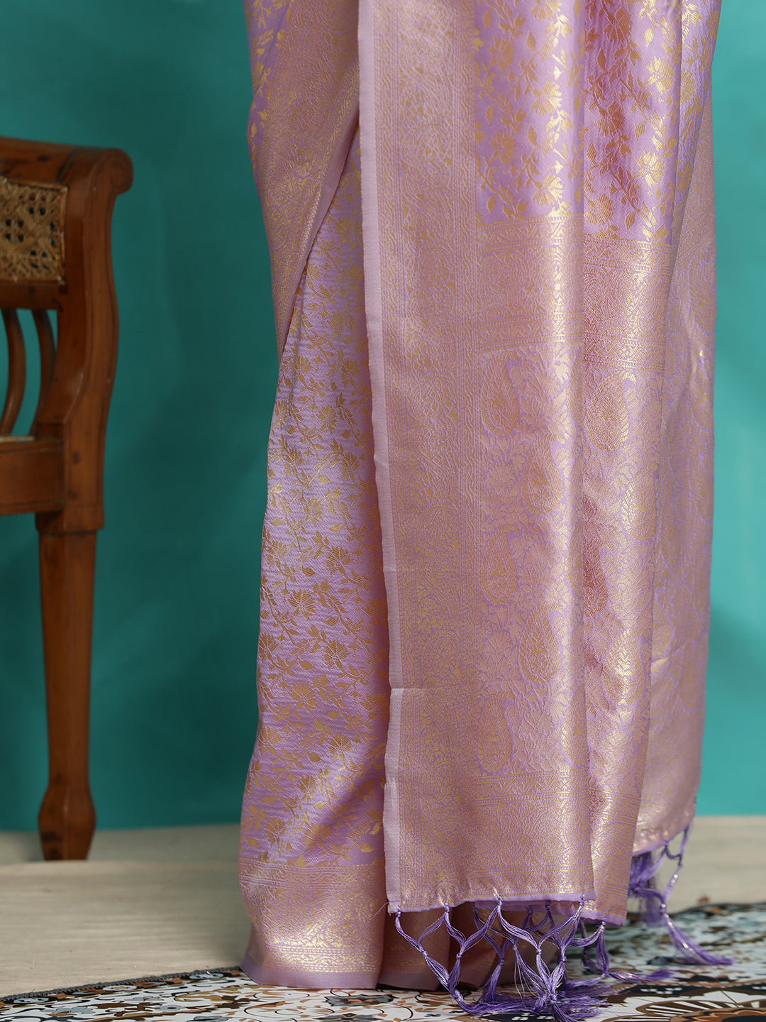Lavender Zari Woven Design Heavy Banarasi Saree