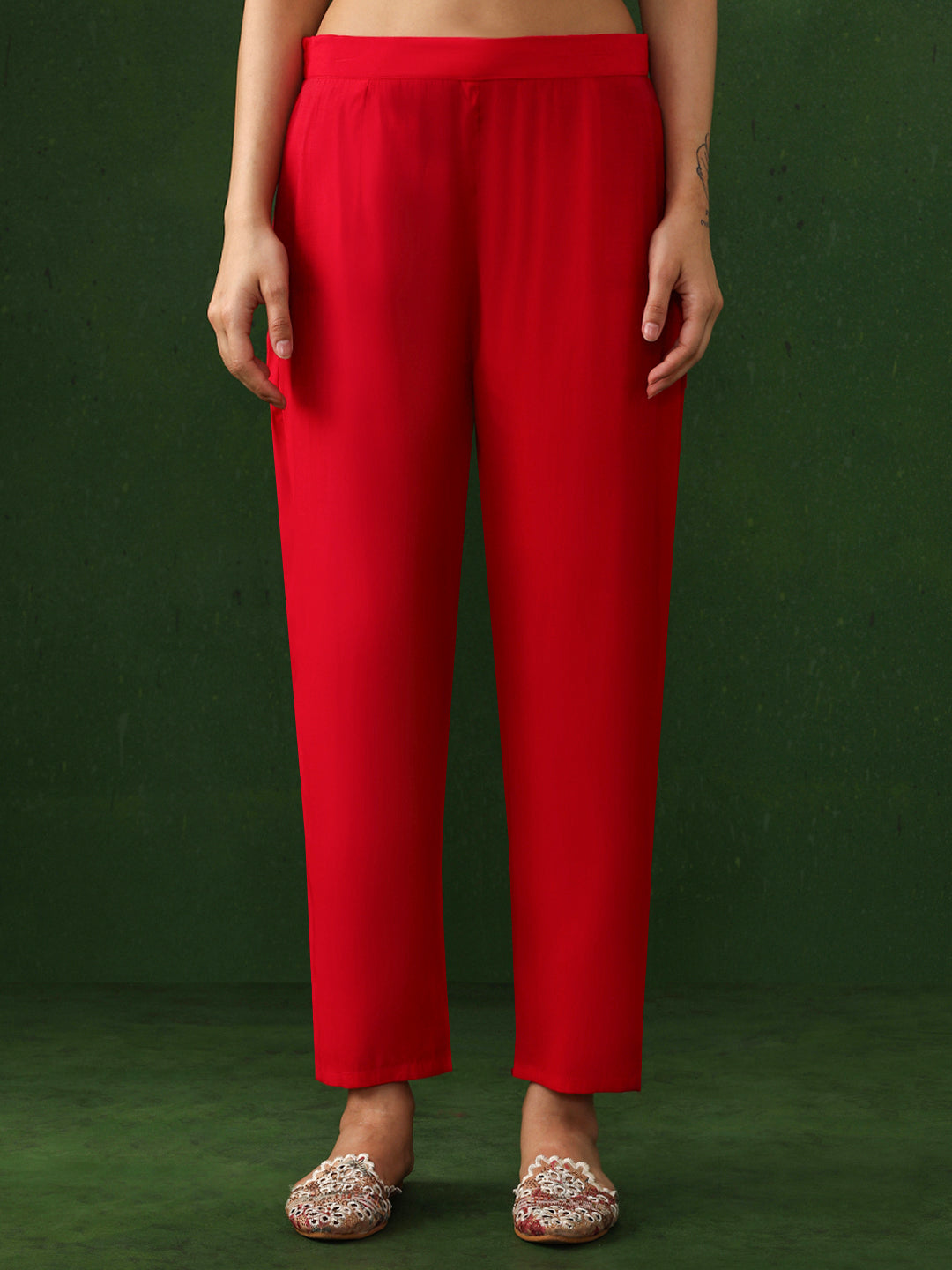 Floral Embroidered Straight Chanderi Silk Kurta & Trousers Sets