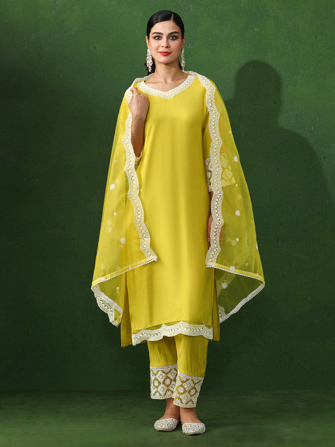 Floral Embroidered Straight Chanderi Silk Kurta & Trousers Sets