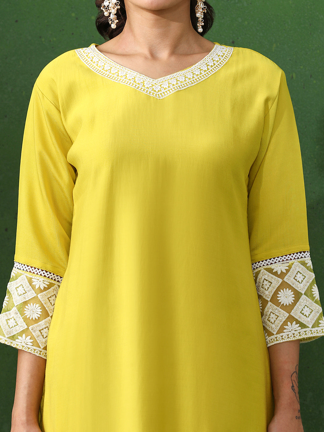 Floral Embroidered Straight Chanderi Silk Kurta & Trousers Sets