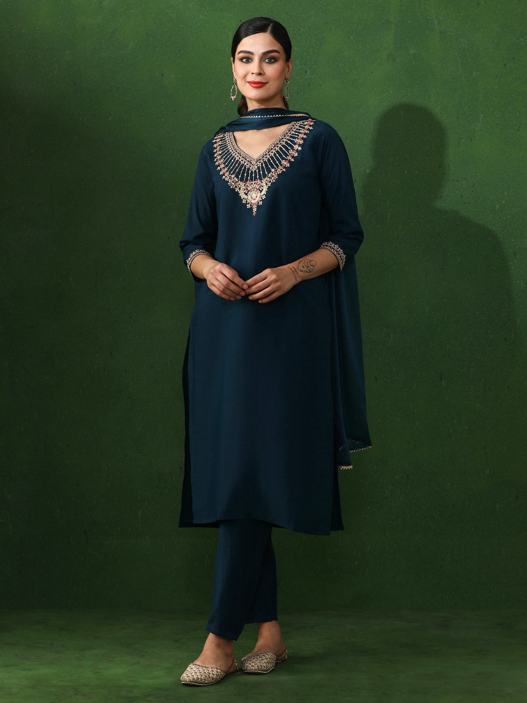 Floral Embroidered Straight Chanderi Silk Kurta & Trousers Sets