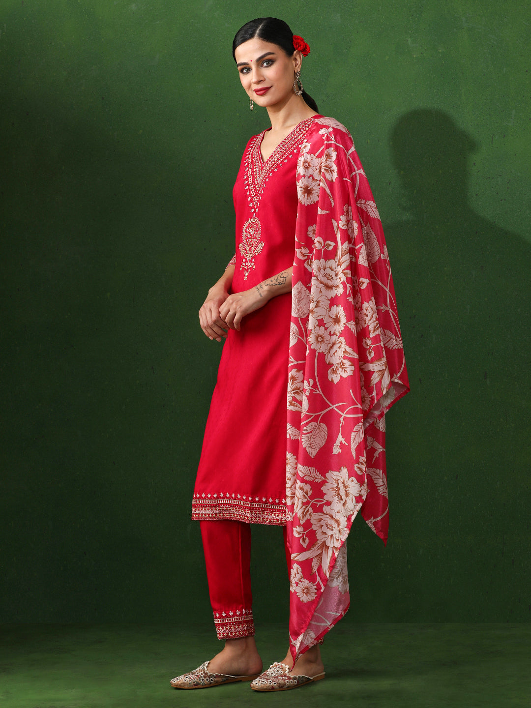 Floral Embroidered Straight Kurta & Trousers Sets