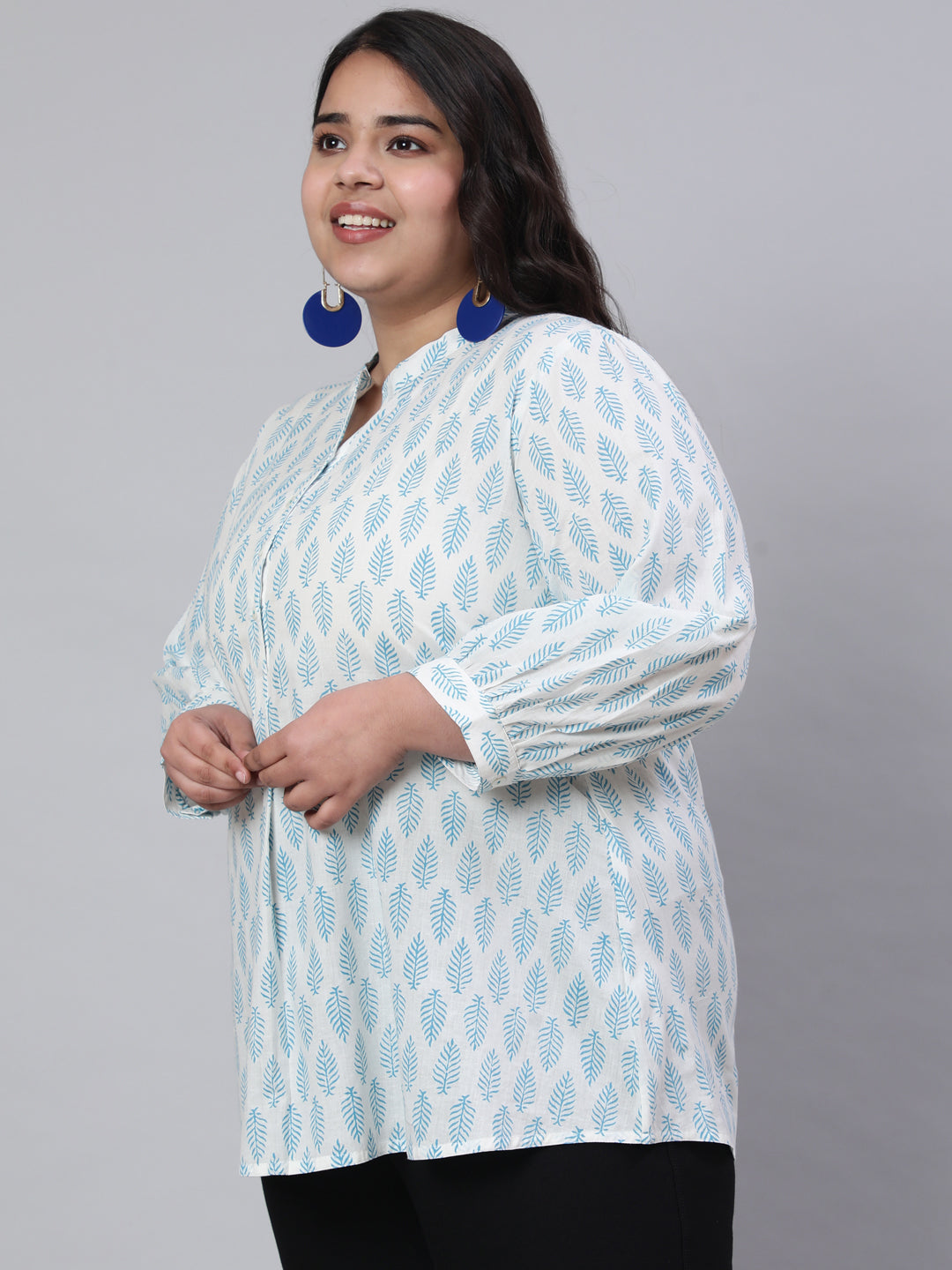 White And Turquoise Blue Plus Size Printed Pleated Top