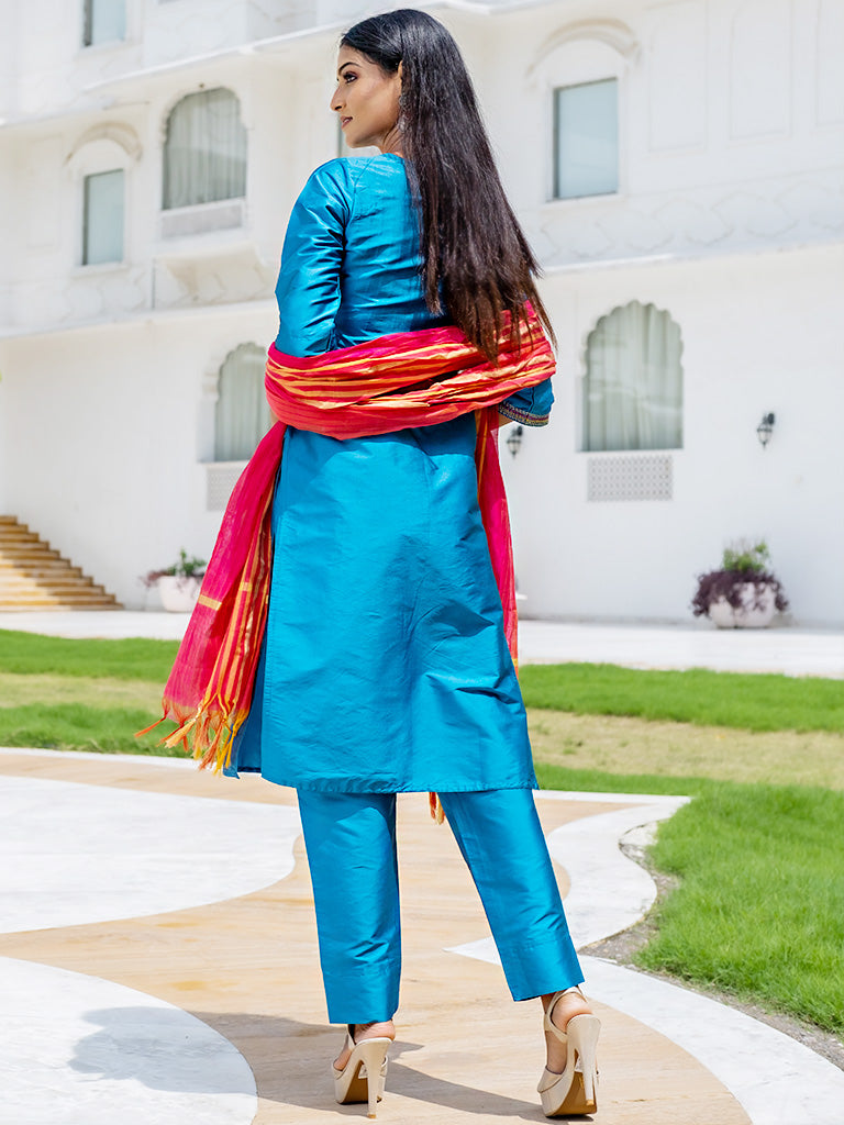 Straight Solid Turquoise Silk Blend Kurta With Pants & Chanderi Dupatta