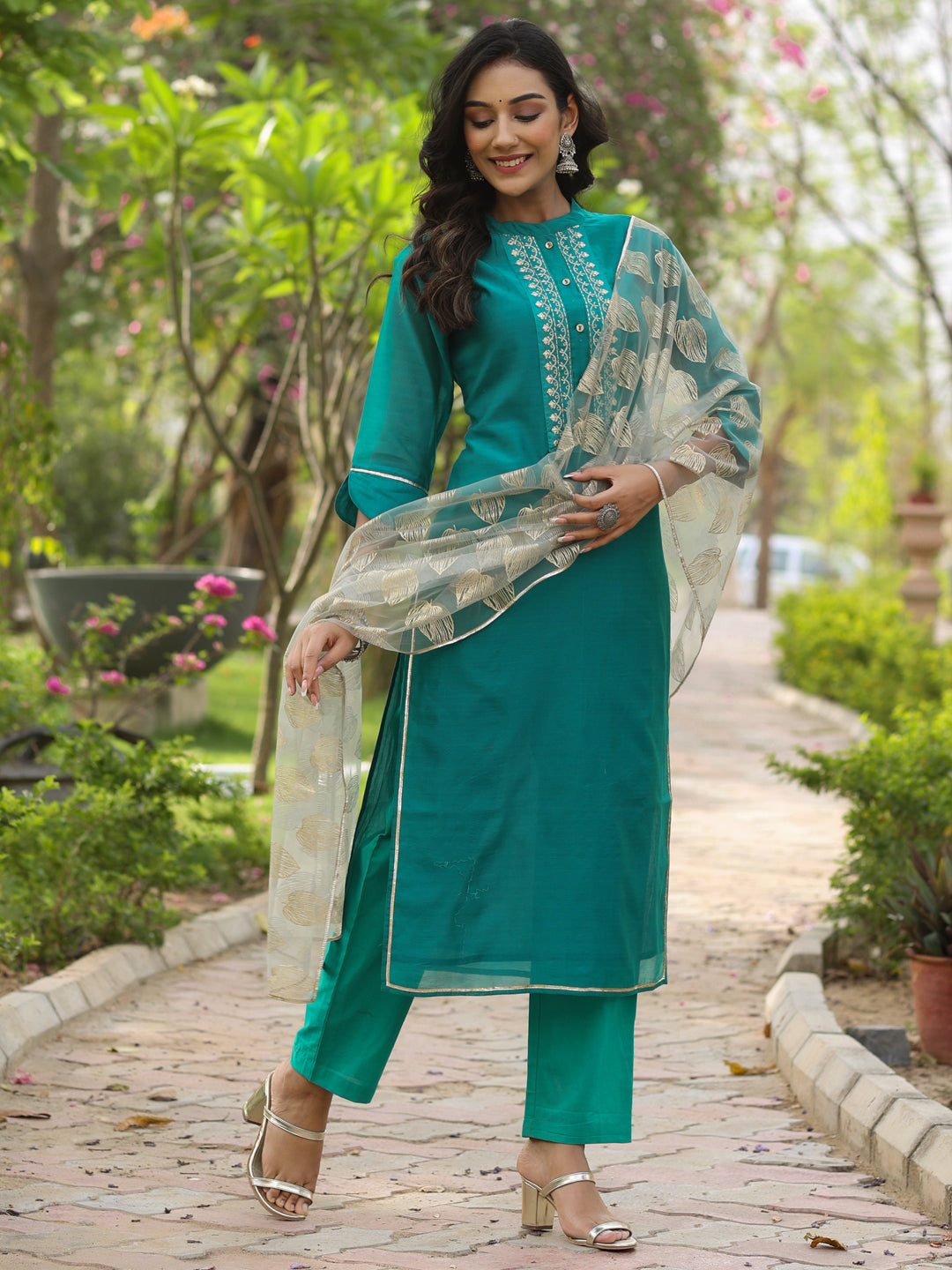 Rama Green Chanderi Embroidered Kurta With Pants And Dupatta