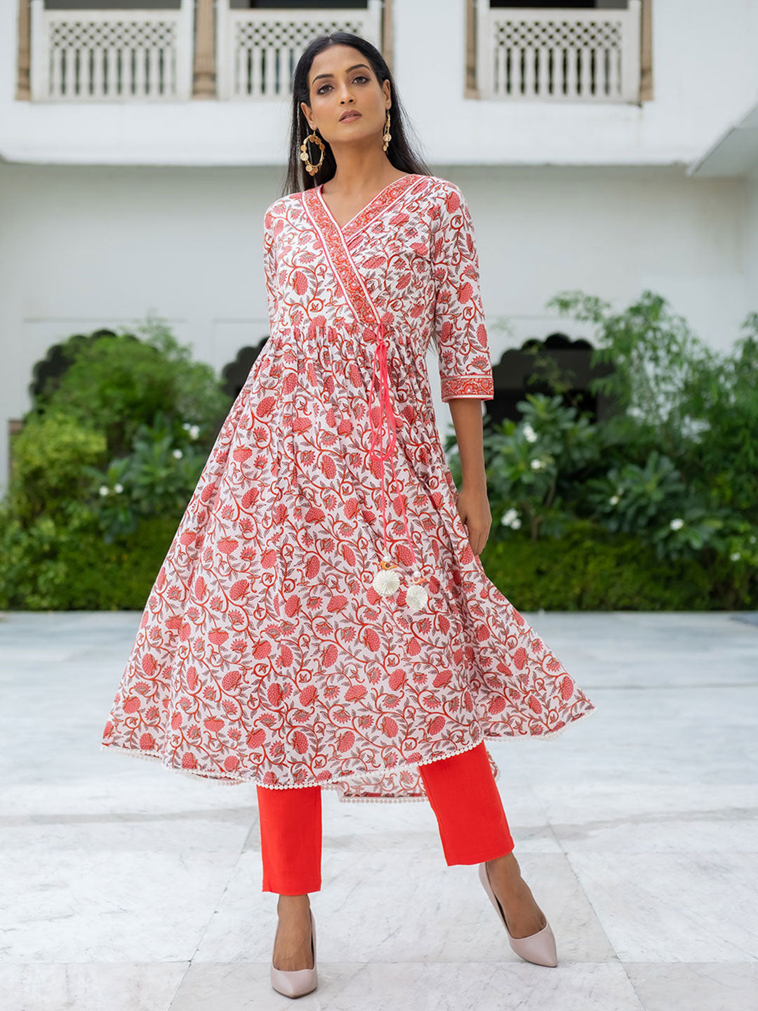 LATEST ETHNIC DESIGN KURTA AT JAIPUR KURTI