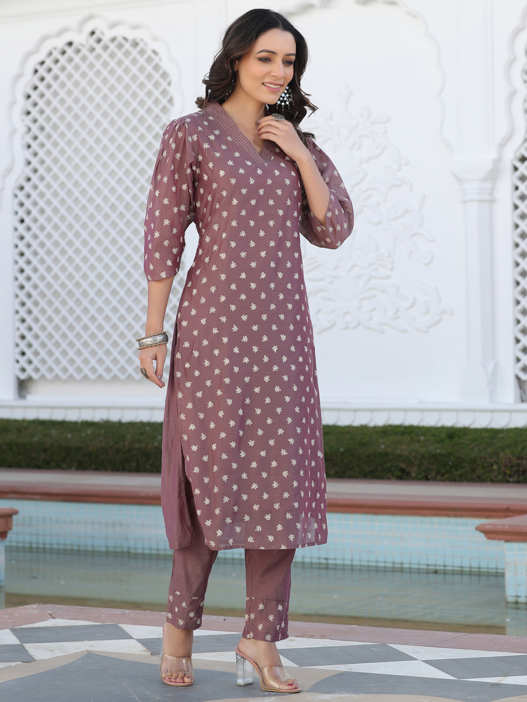 Embossed Gold Print Puffed Sleeves Chanderi Kurta With Trousers