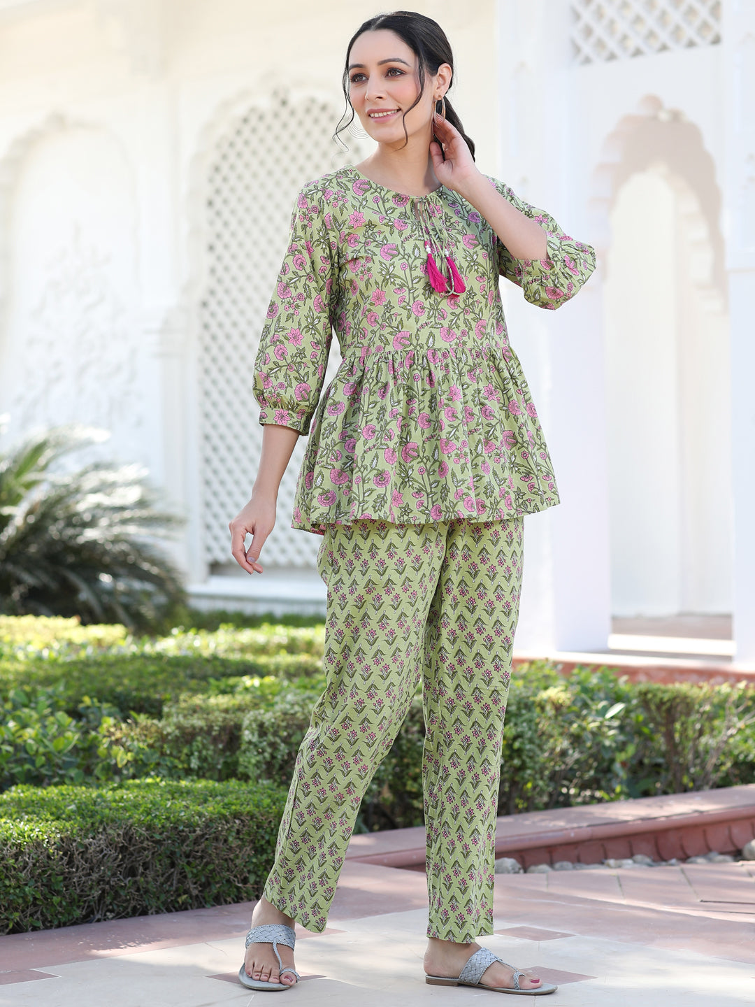 Cotton Ethnic Printed Green Lounge Wear Has Gathered Top And Pants