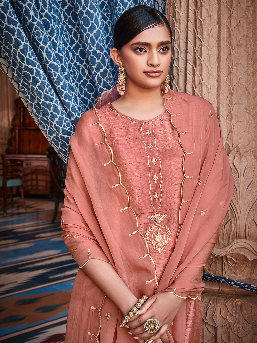 Mauve Straight Solid Embroidered Silk Kurta With Palazzo And Organza Dupatta