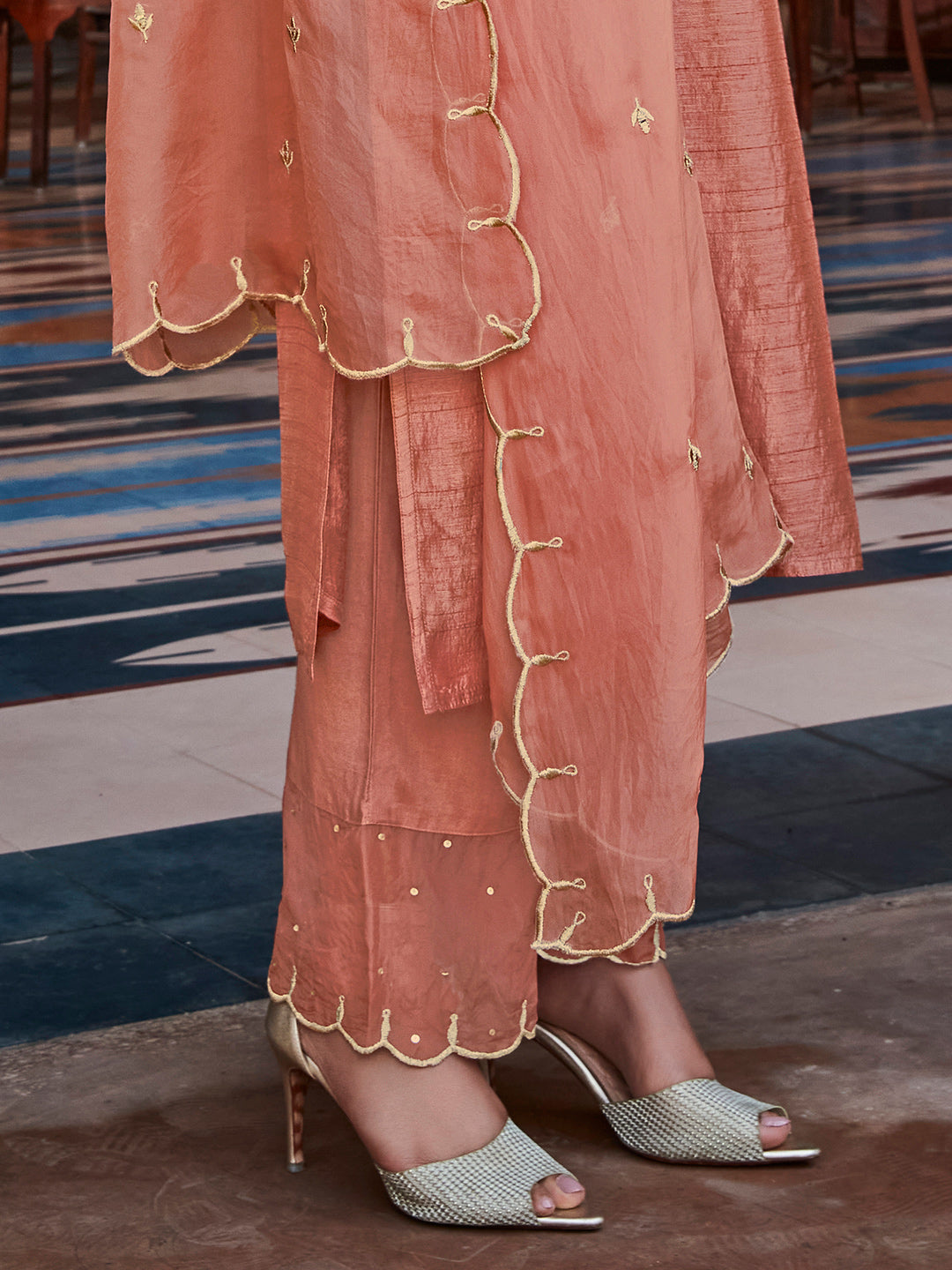 Mauve Straight Solid Embroidered Silk Kurta With Palazzo And Organza Dupatta