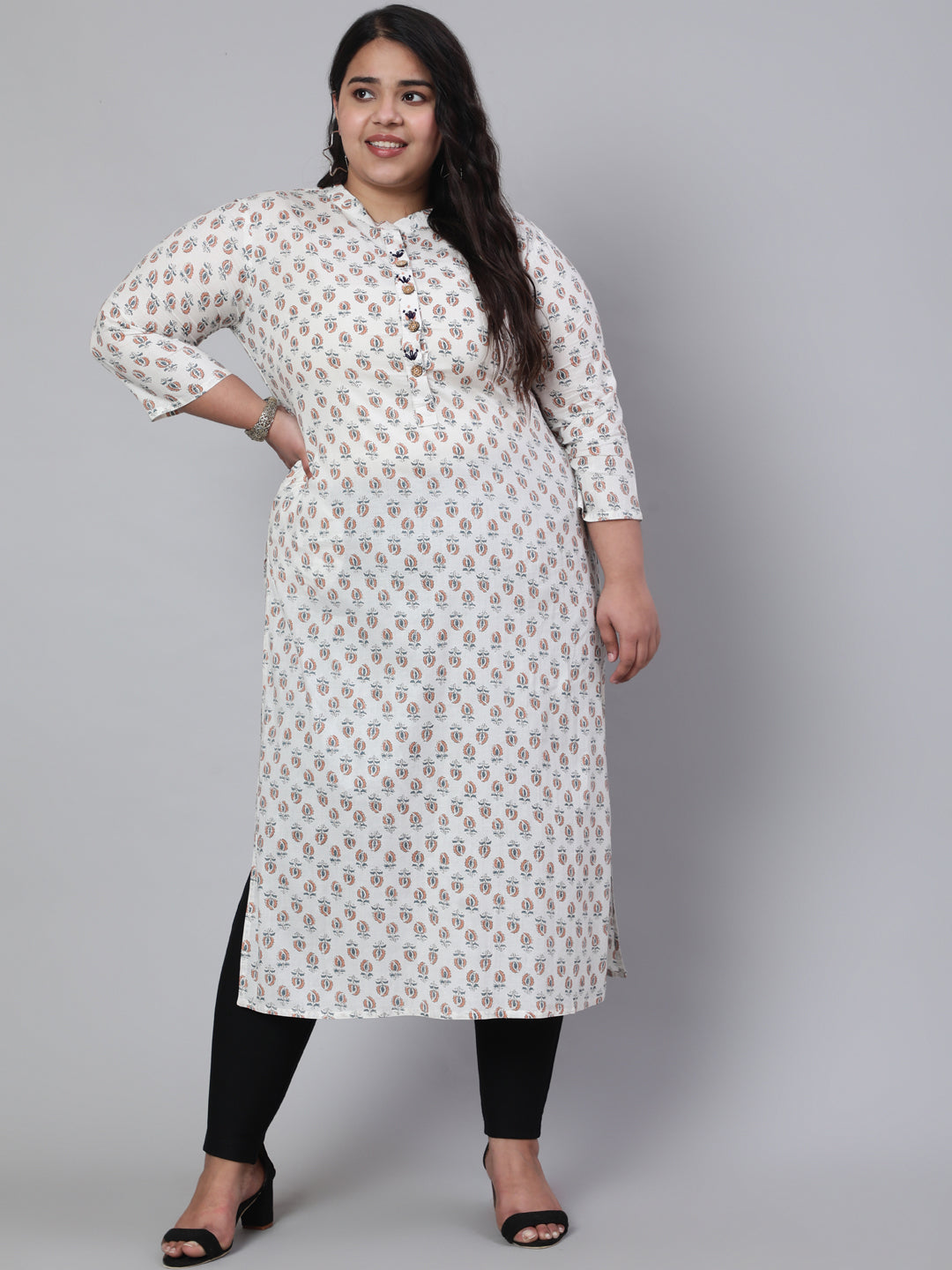 White & Peach Plus Size Straight Fit Cotton Embroidered Kurta