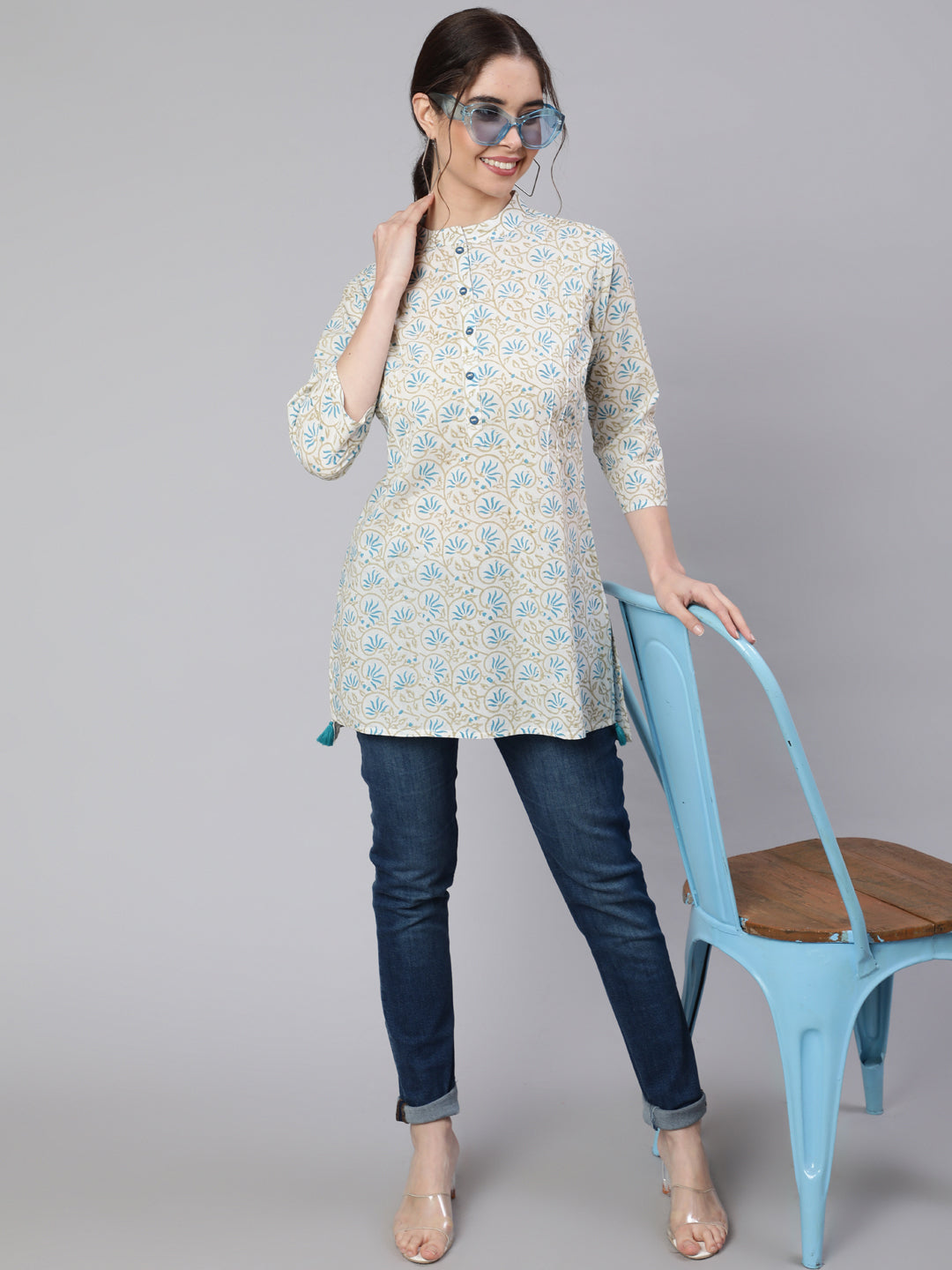 White & Blue Printed Cotton Straight Short Kurta