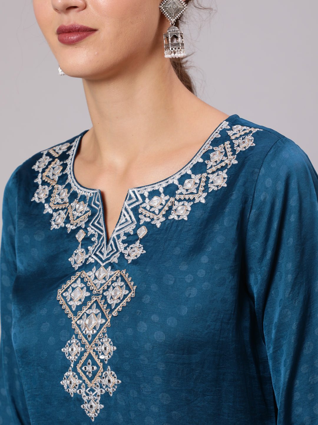 Teal Silk Jacquard Embroidered Straight Kurta With Pants And Tie-Dye Chiffon Dupatta