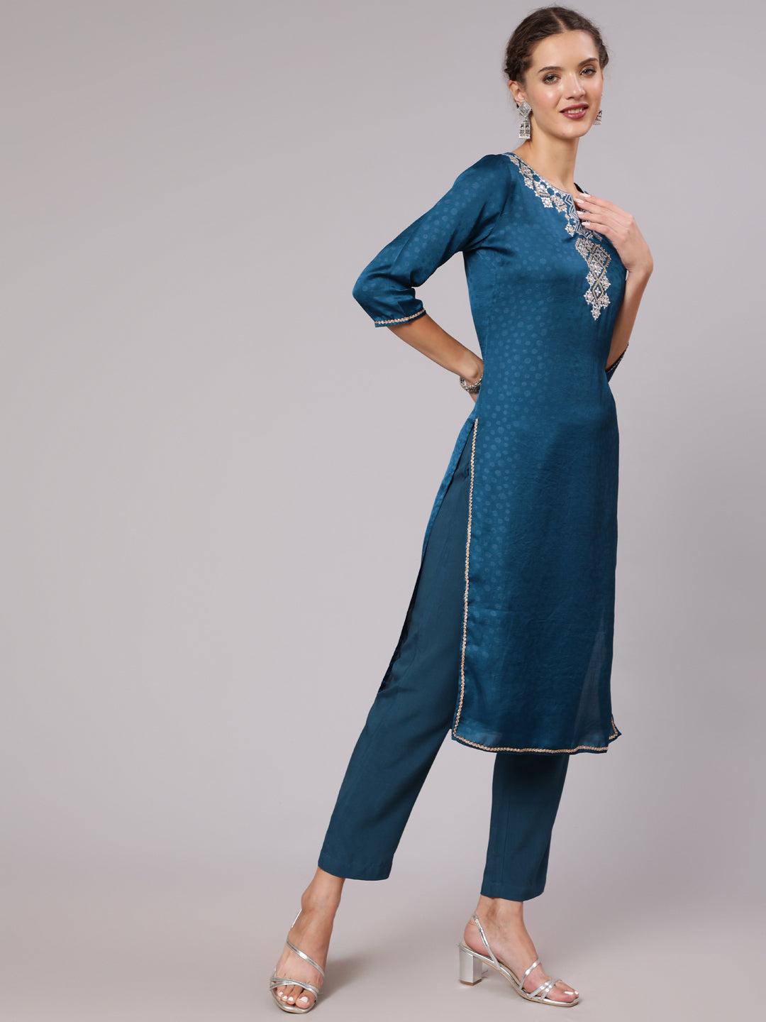 Teal Silk Jacquard Embroidered Straight Kurta With Pants And Tie-Dye Chiffon Dupatta