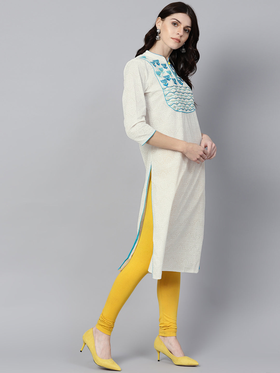 White Ethnic Motifs Straight Cotton Kurta