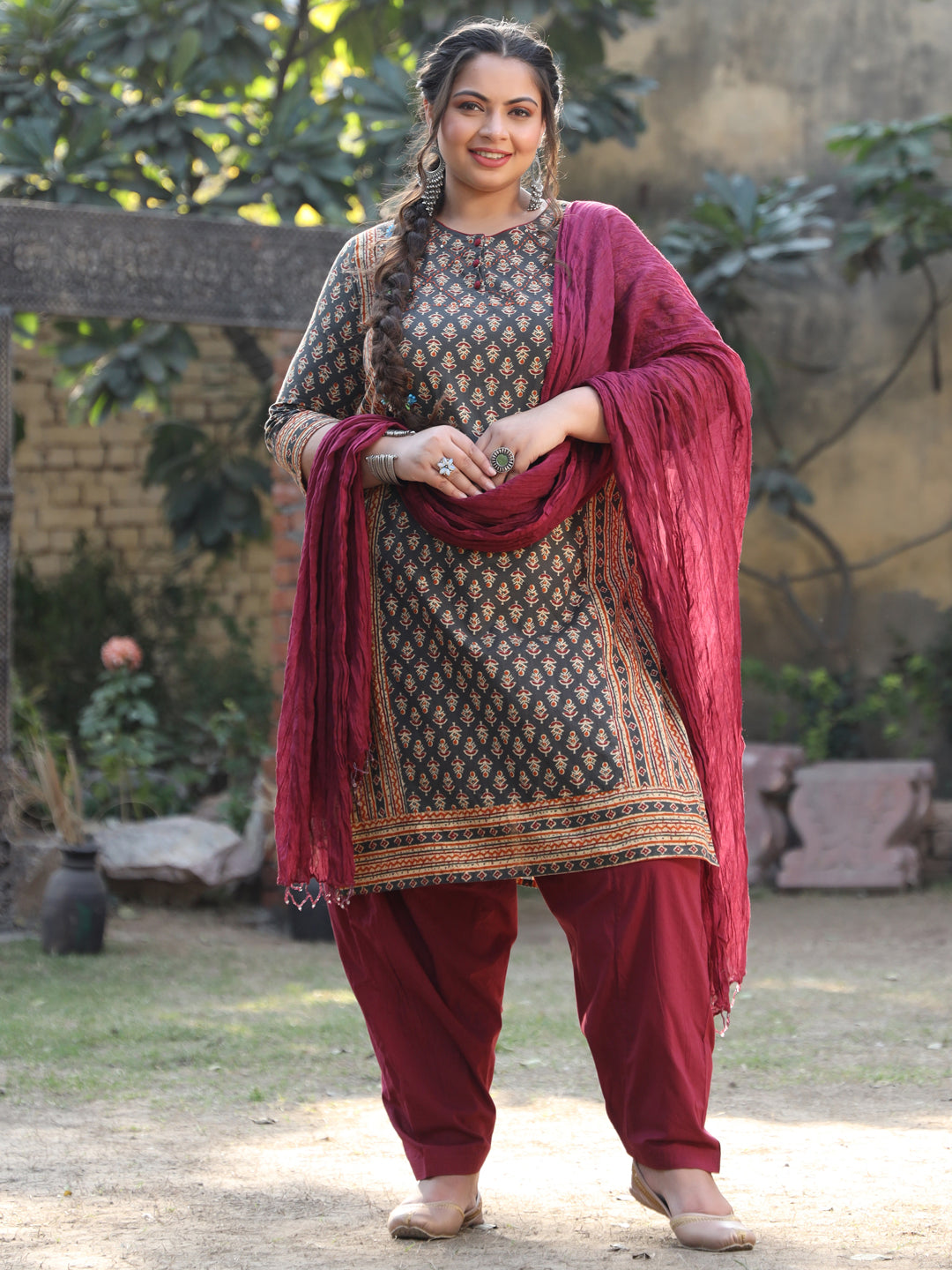 Charcoal Grey & Maroon Printed Kurta