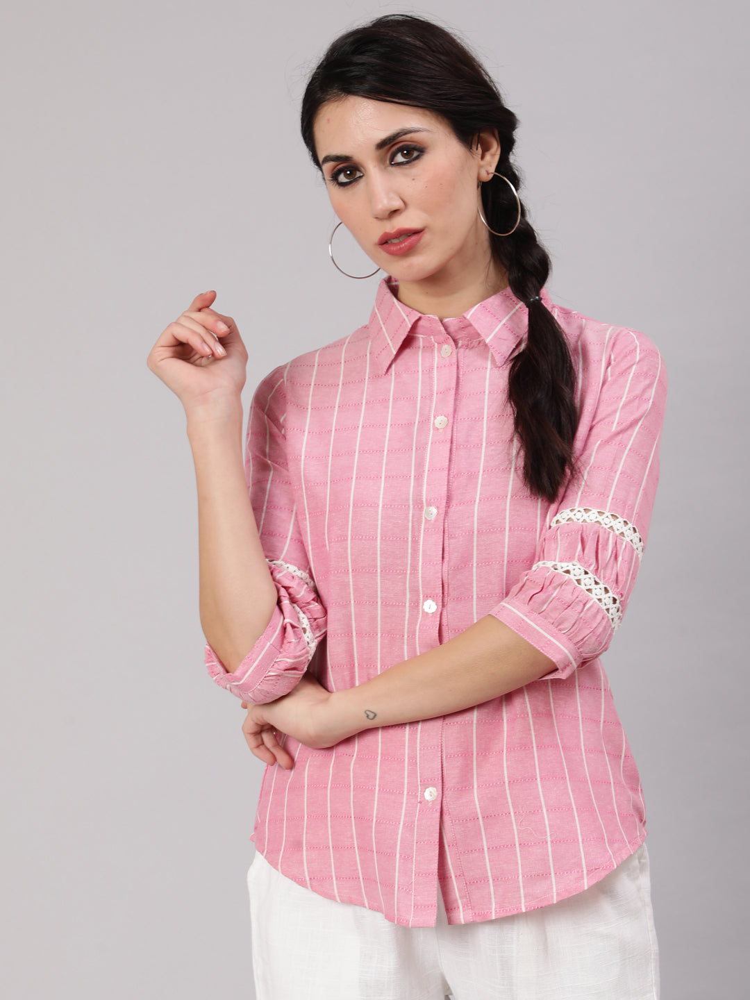 Women Straight Embroidered Self Weave Kurta